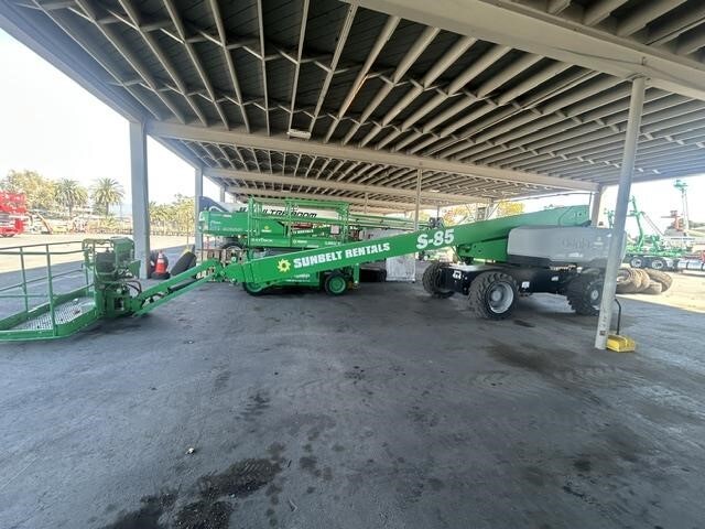 2017 Genie S-85