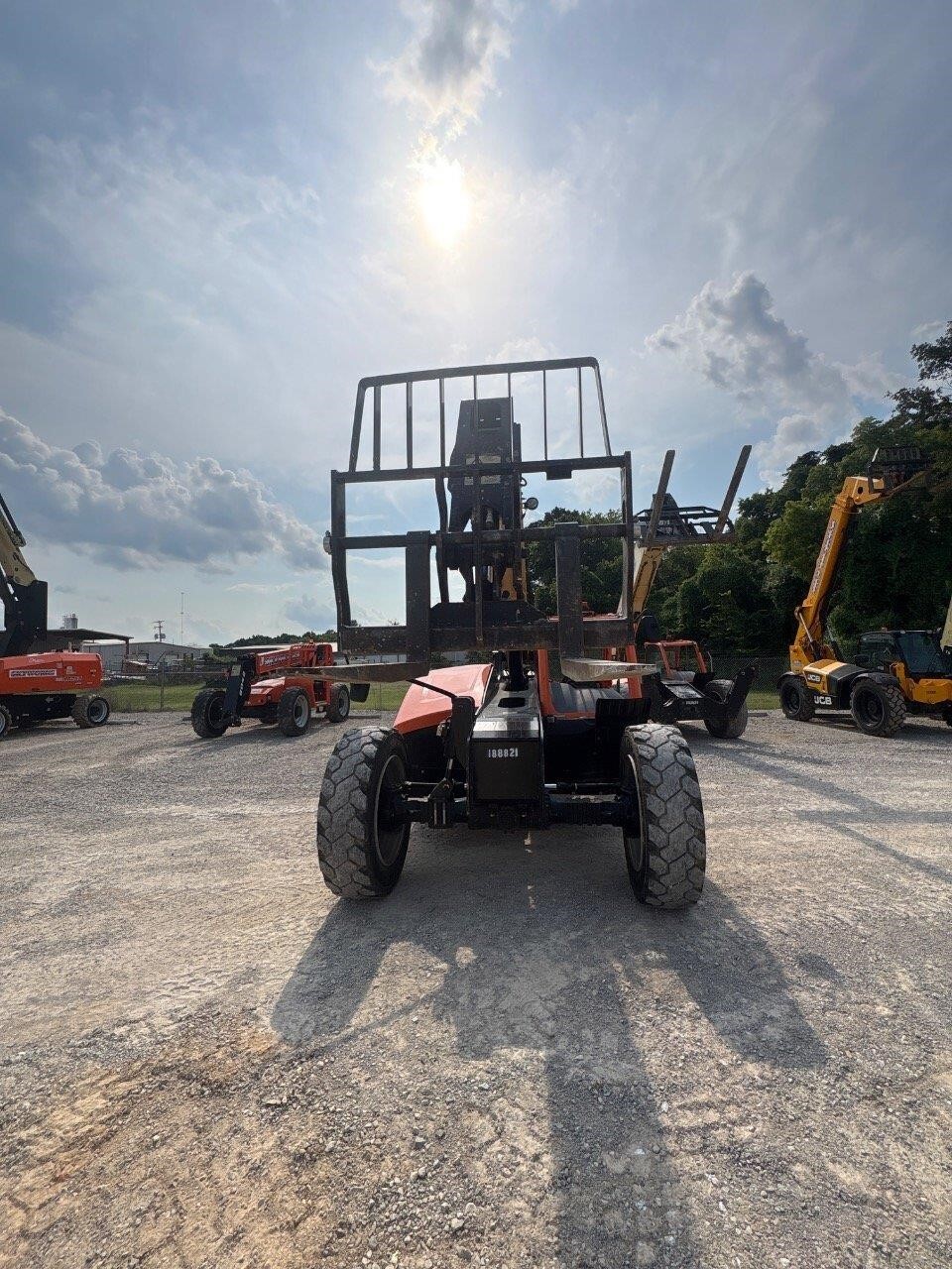 2021 JLG 742-4
