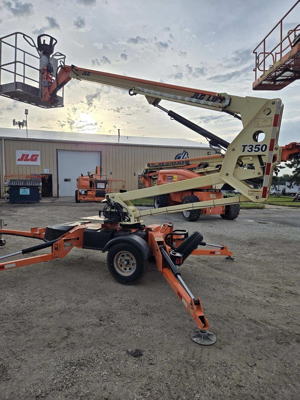 2018 JLG T350-11