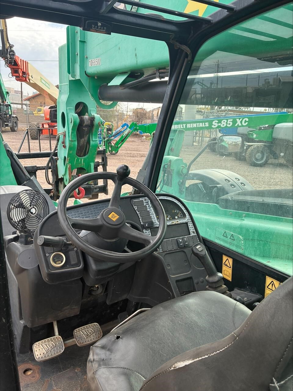 2017 JCB 510-56-7