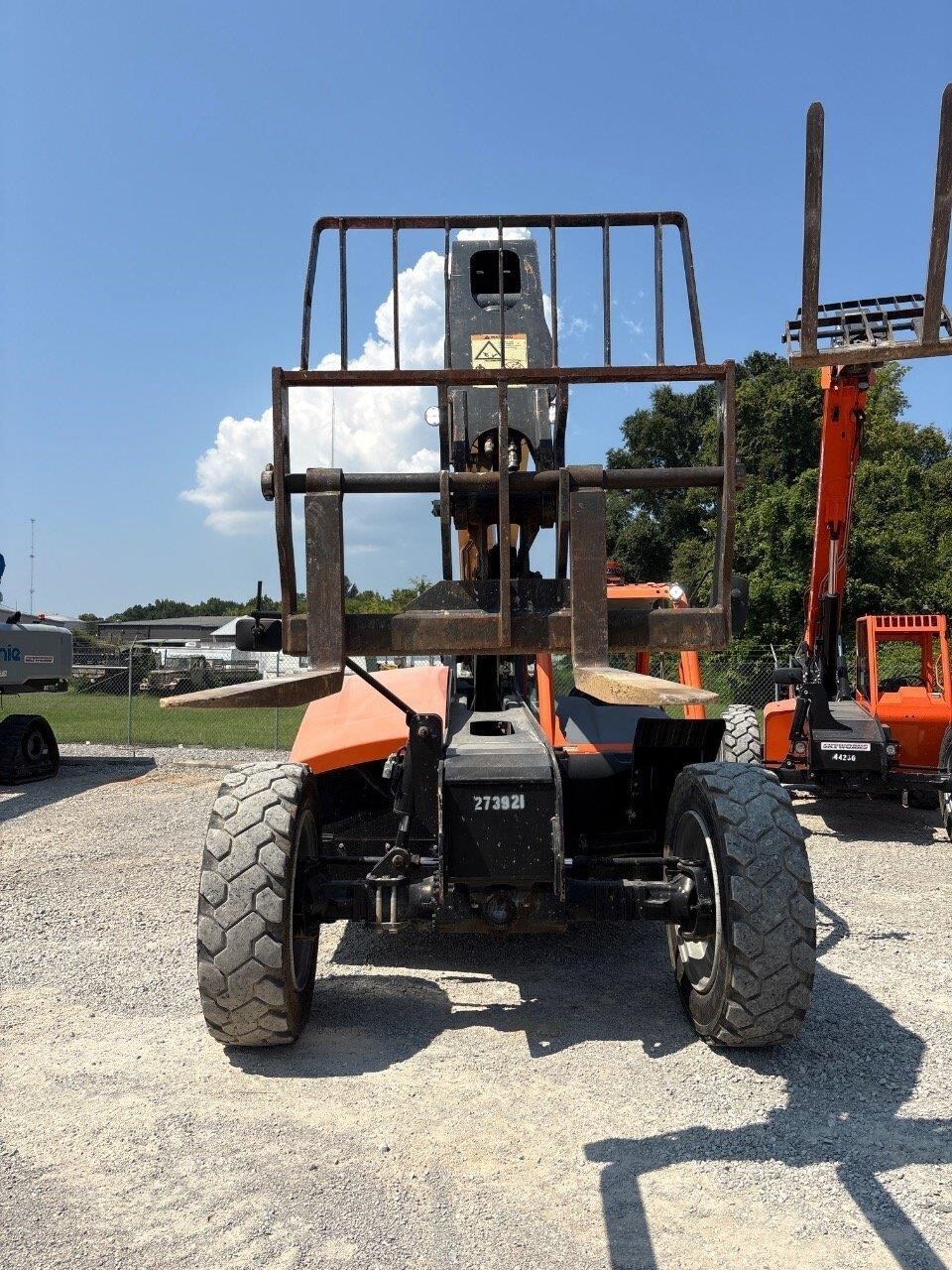 2021 JLG 742-4