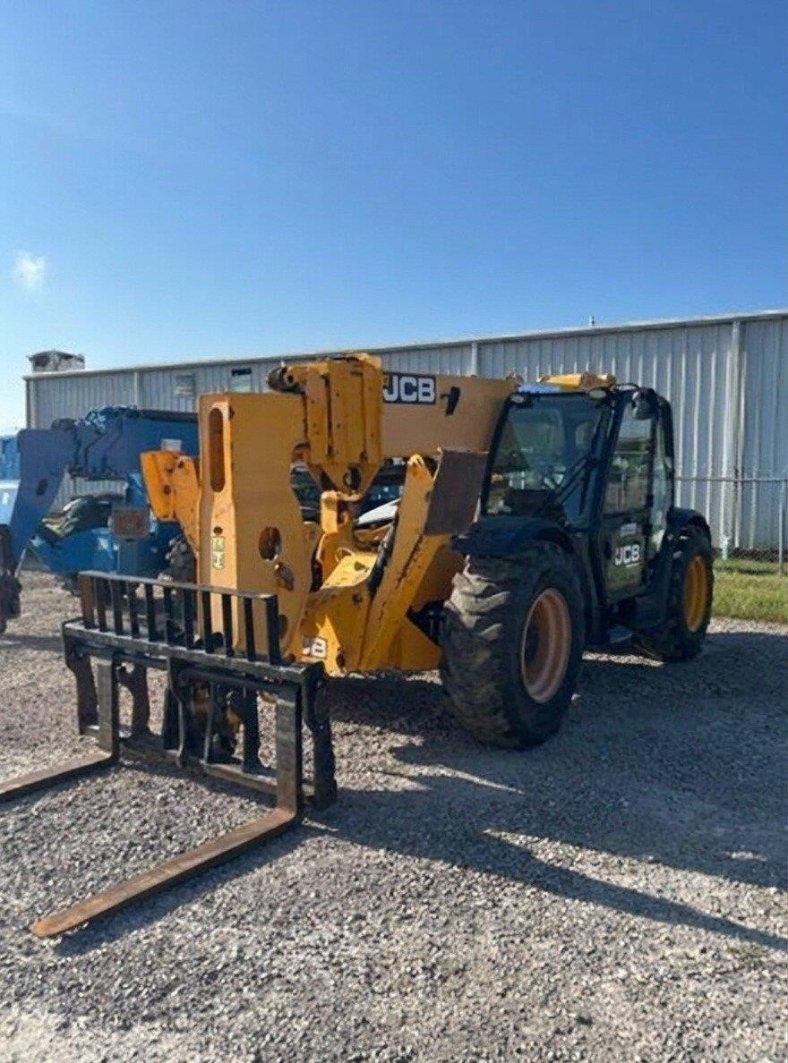 2019 JCB 510-56