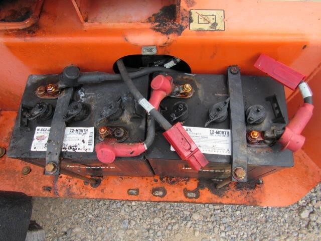 2019 JLG T350-19