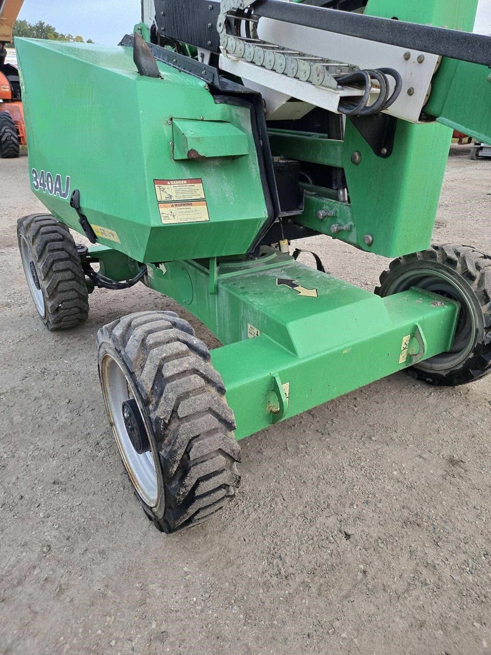 2017 JLG 340AJ-6