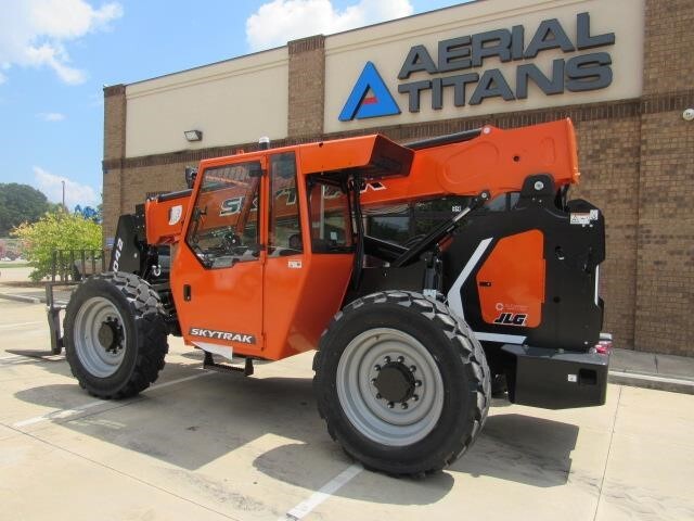 2026 SkyTrak 8042-3