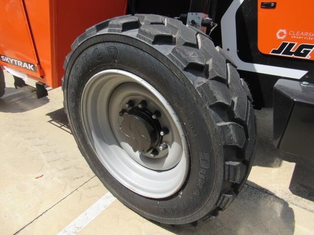 2026 SkyTrak 8042-16