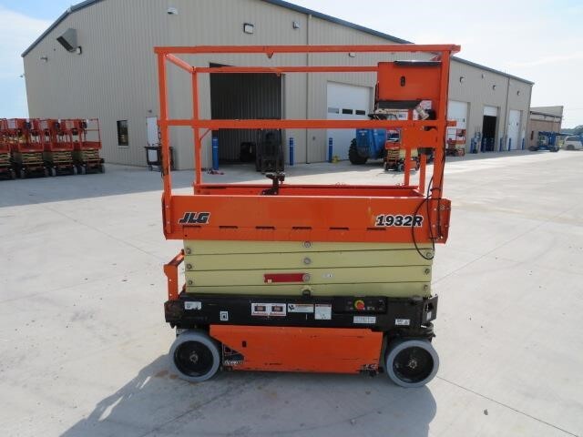 2020 JLG 1932R-5