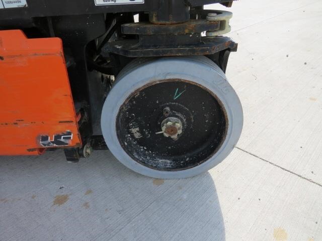 2020 JLG 1932R-14