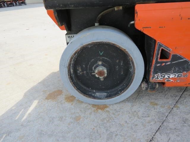 2020 JLG 1932R-15