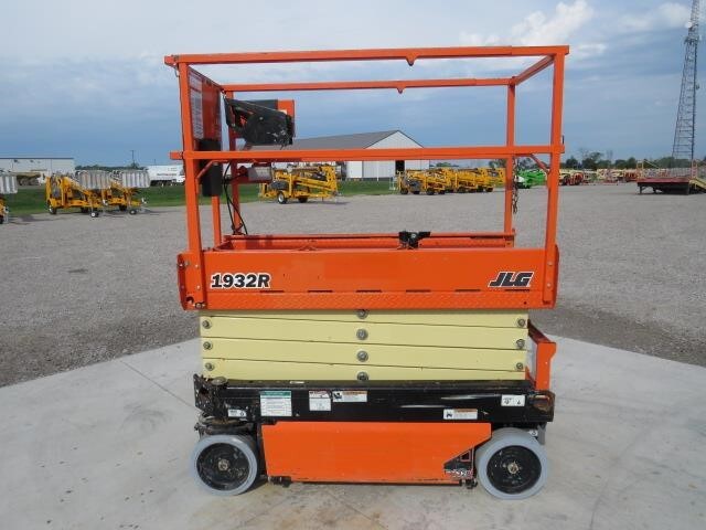 2020 JLG 1932R