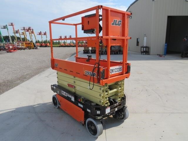 2020 JLG 1932R-4