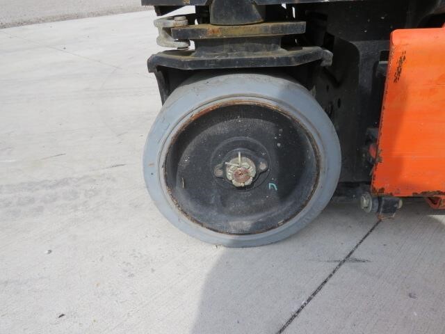 2020 JLG 1932R-13