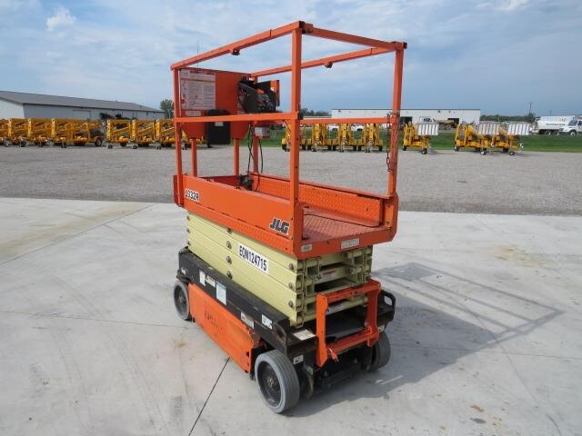 2020 JLG 1932R-8