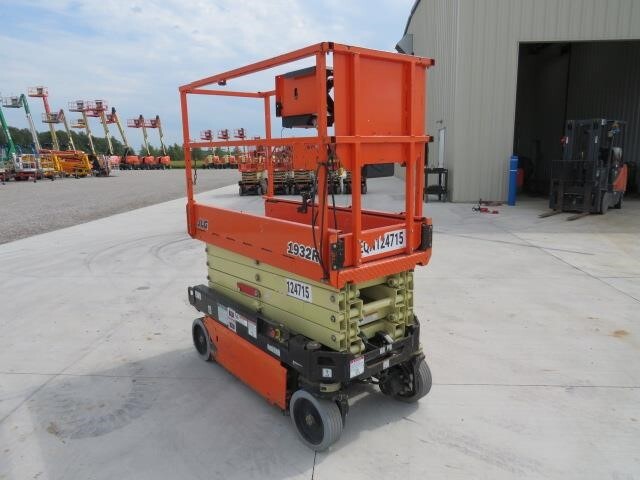 2020 JLG 1932R-4