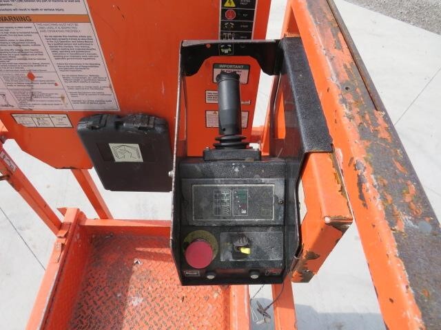 2020 JLG 1932R-10