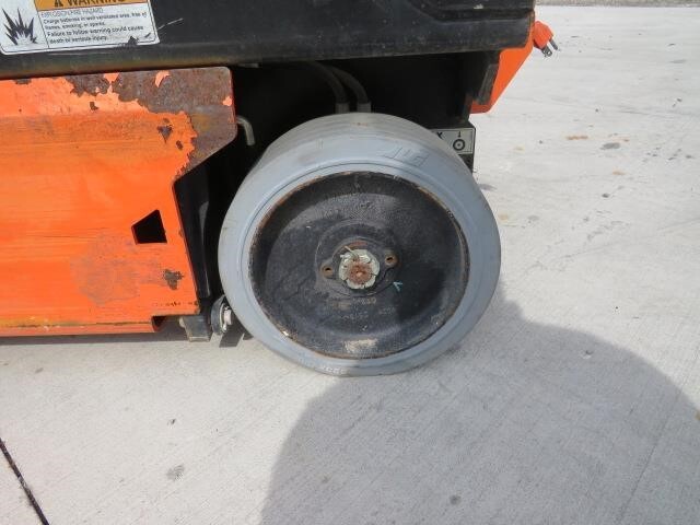 2020 JLG 1932R-12
