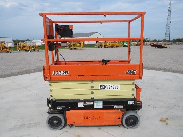 2020 JLG 1932R