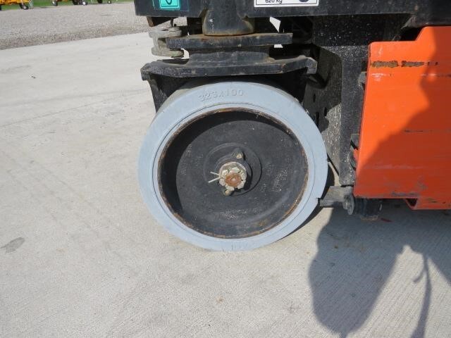 2020 JLG 1932R-13