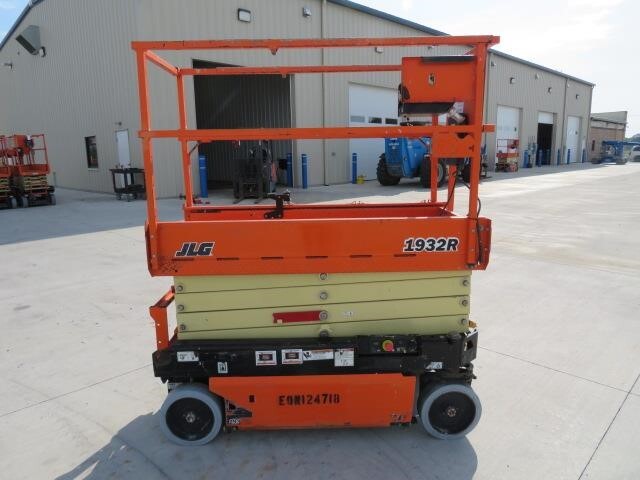 2020 JLG 1932R-5