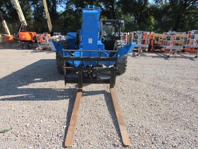 2023 Genie GTH-1056-3