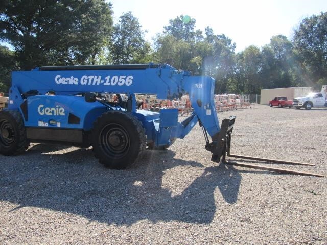 2023 Genie GTH-1056-4