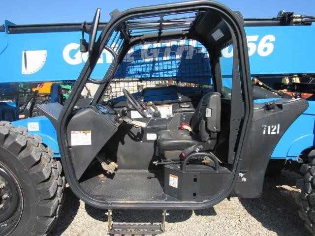 2023 Genie GTH-1056-18