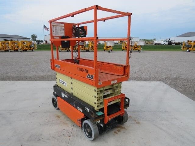 2020 JLG 1932R-8