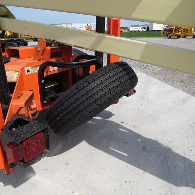 2019 JLG T350-13