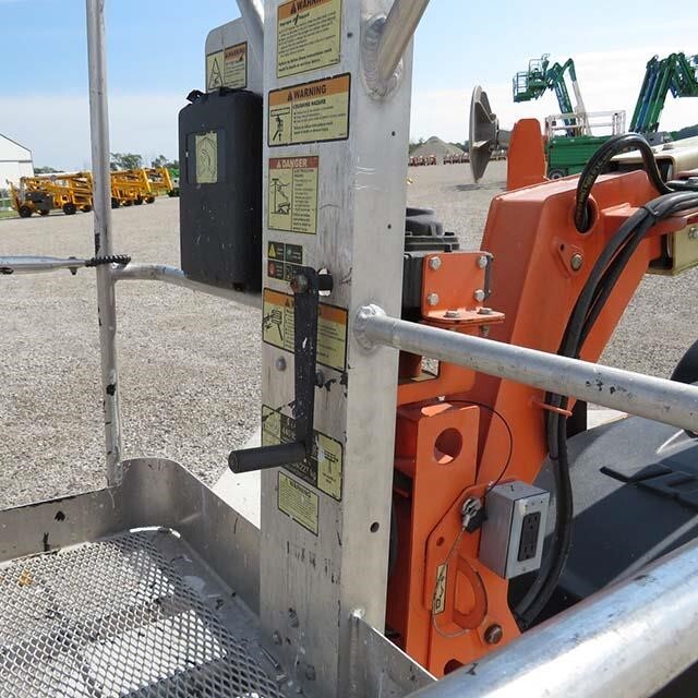 2019 JLG T350-14