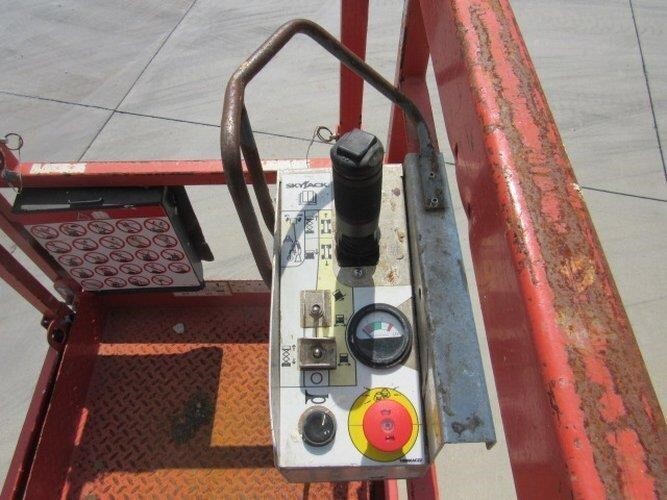 2020 Skyjack SJ3226-17