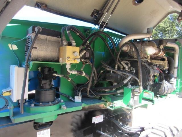 2016 Genie S-80X-17
