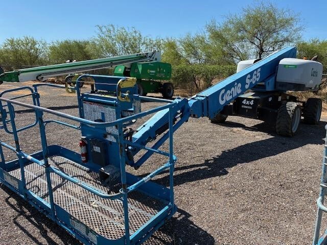 2017 Genie S-65