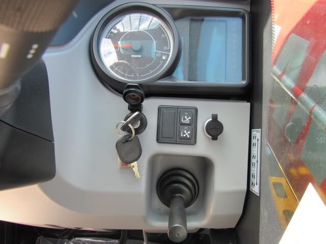 2024 Manitou ULM 415 H-23