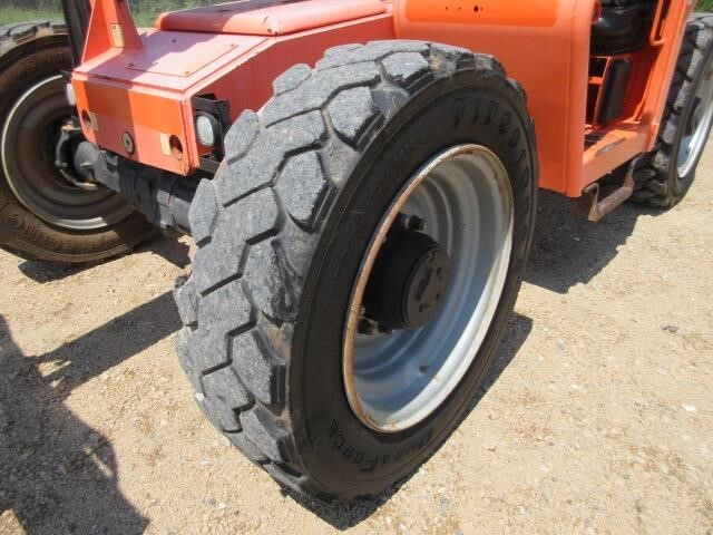2016 SkyTrak 8042-8