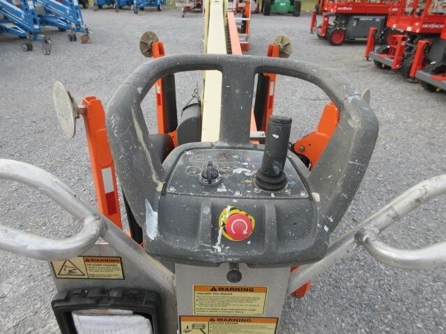 2018 JLG T350-7