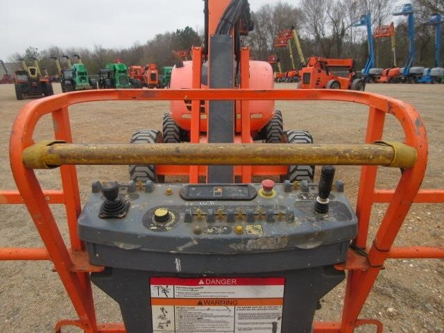 2016 JLG 600AJ-6