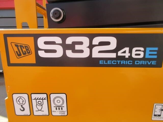 2025 JCB S3246E-24