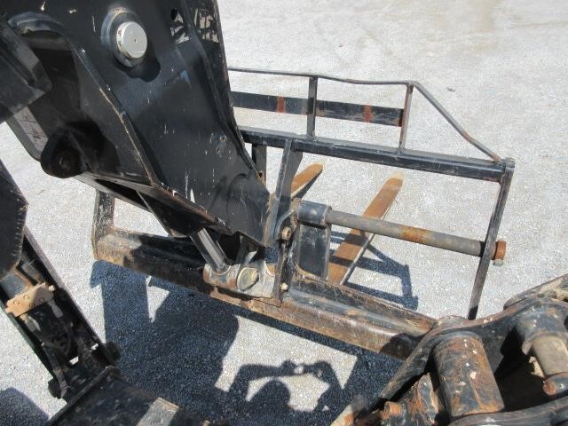 2016 JLG 1055-6