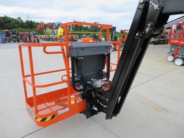 2025 JLG EC600SJ-9