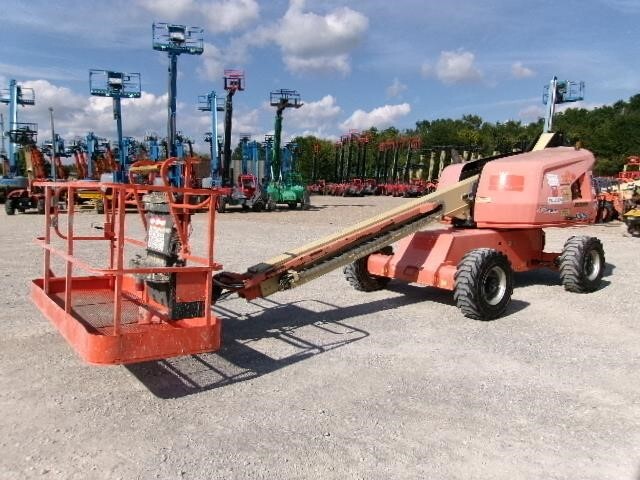 2016 JLG 400S