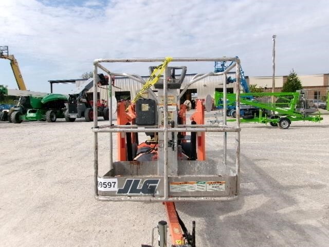 2018 JLG T350-7