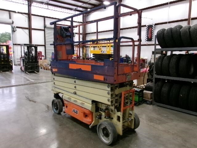 2019 JLG 2632ES-4