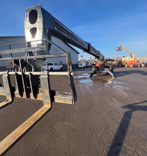 2019 JLG 1055-17