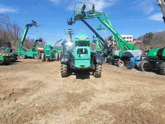 2016 JCB 509-42-4