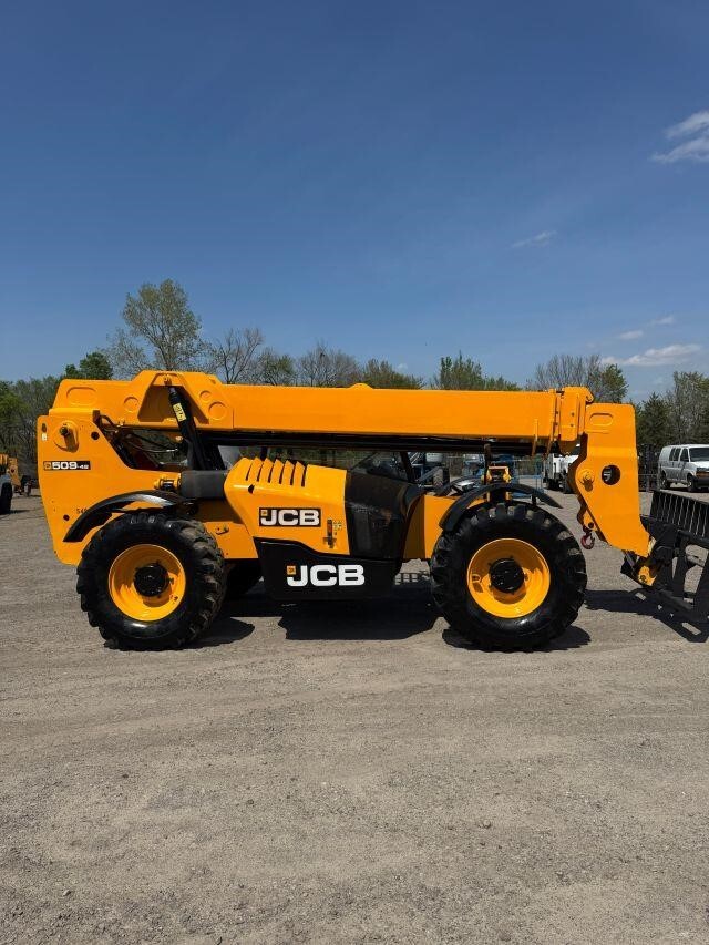2019 JCB 509-42-7