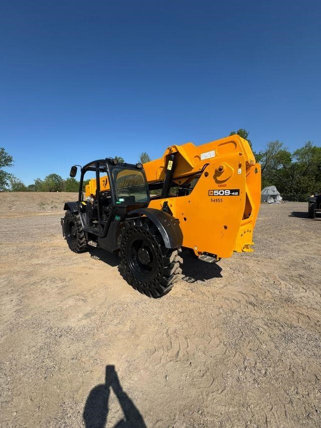 2019 JCB 509-42-3