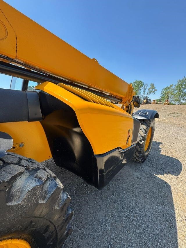 2019 JCB 509-42-19