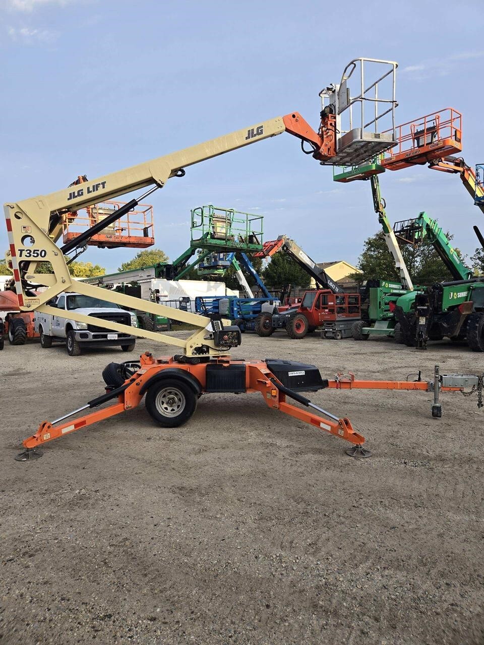 2019 JLG T350-7