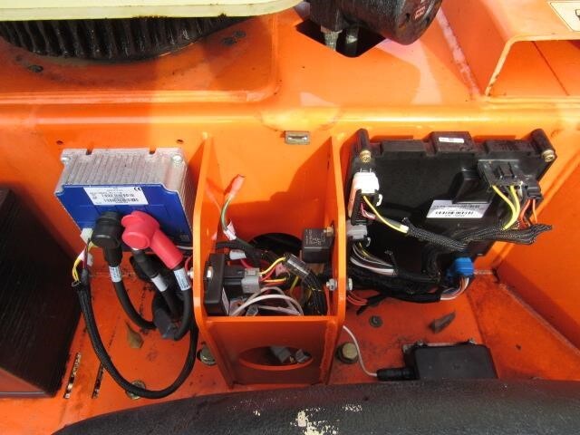 2019 JLG T350-18