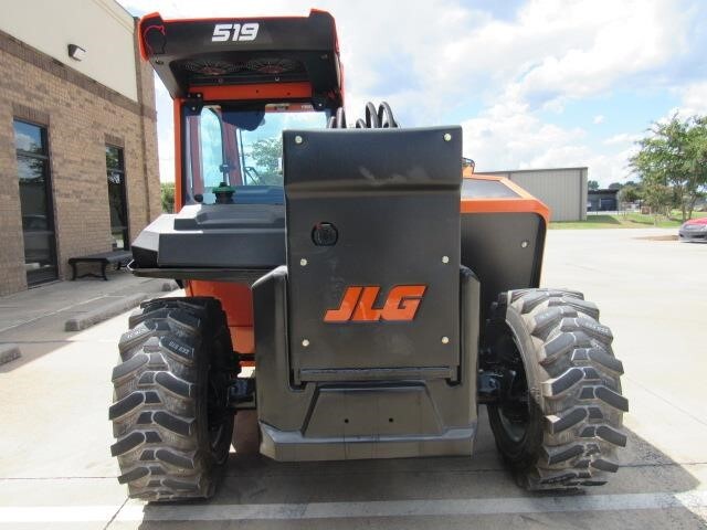 2026 JLG 519-14